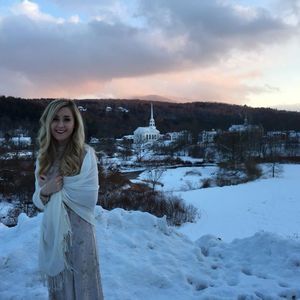 Meet your Posher, Abby